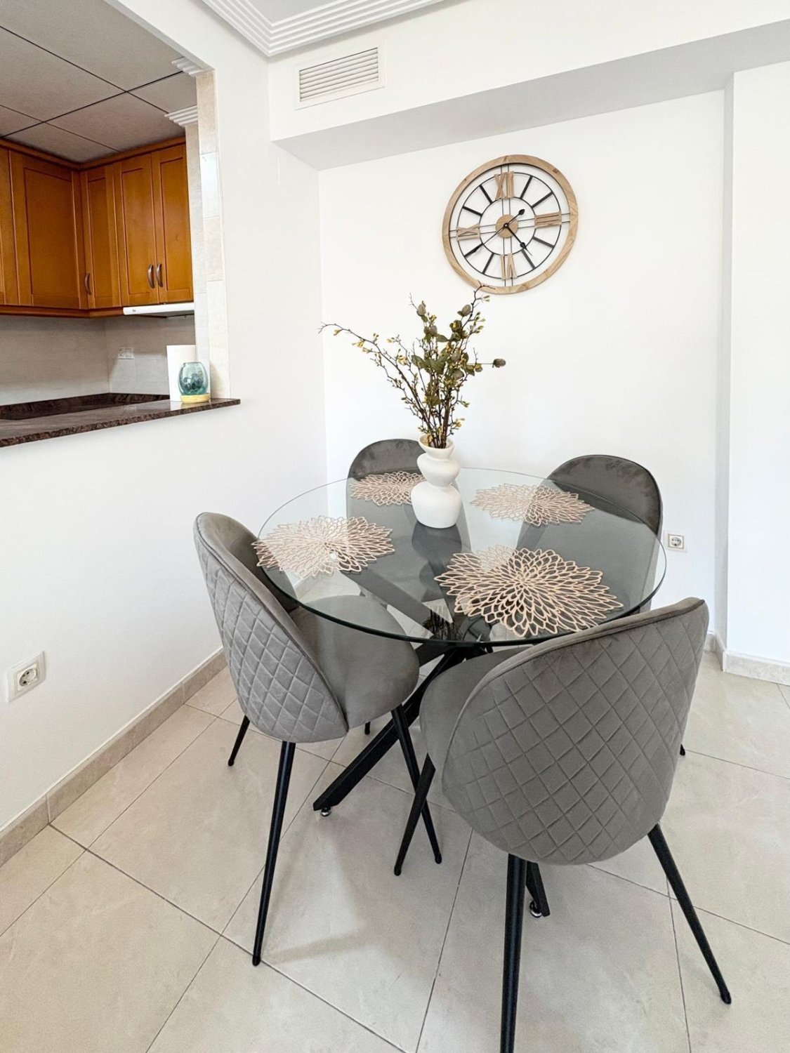 Apartment in Torrevieja, Alicante, Spain 3 bedrooms, 60 sq.m. No. 189089