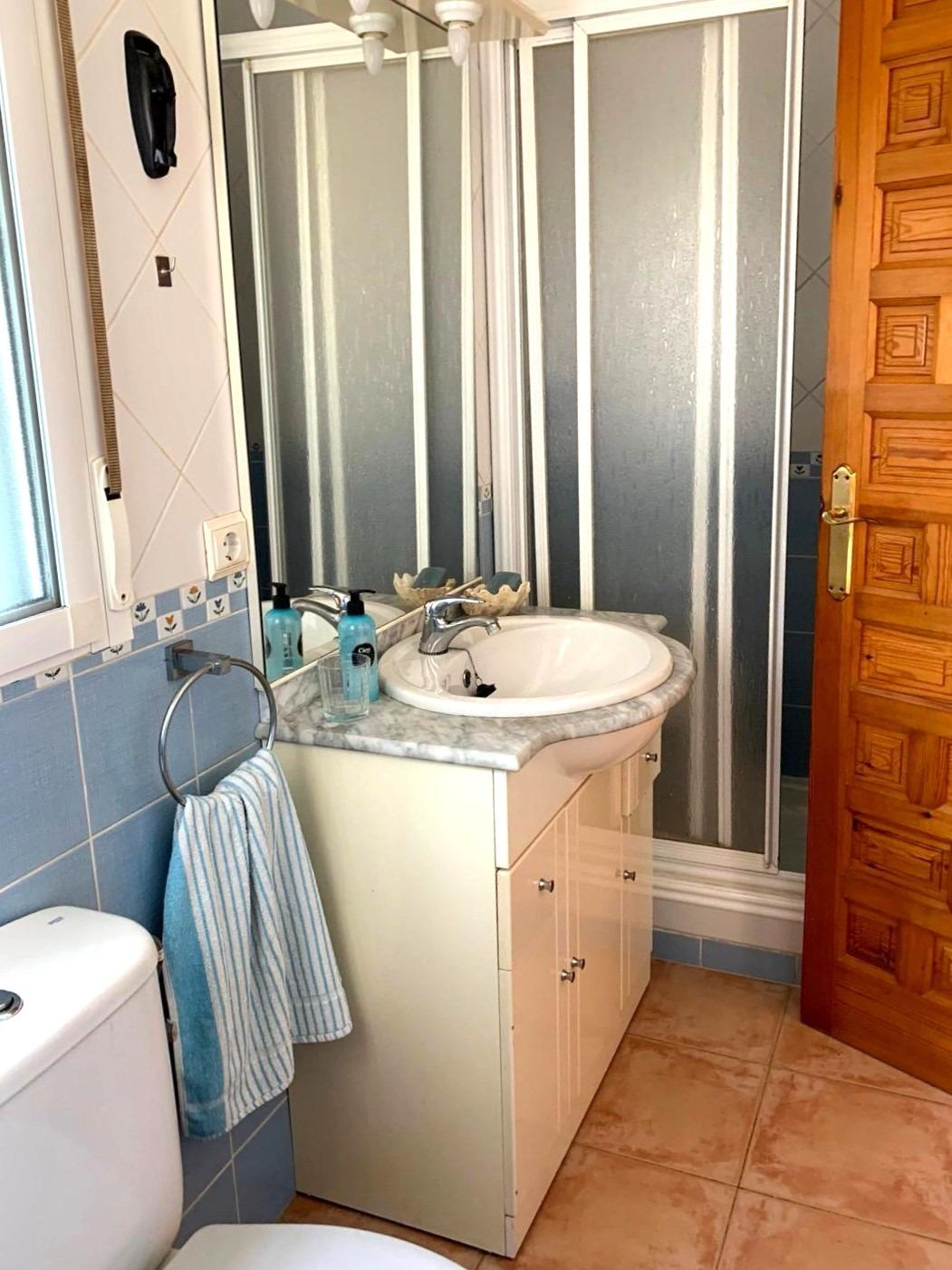 Rindu māja Torrevieja, Alicante, Spānijā 5 istabas, 170 m2 Nr. 192339