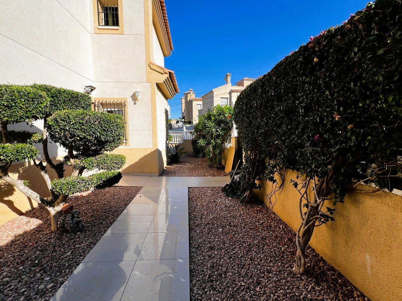 Villa in Villamartin, Alicante, Spain 3 bedrooms, 184 sq.m. No. 192337