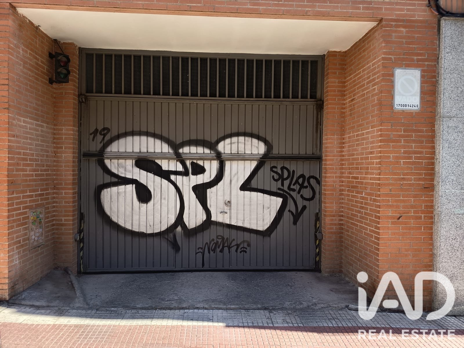 Garage i Madrid, Spanien Nr. 196502
