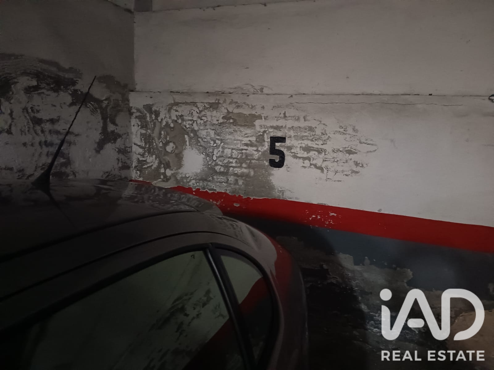 Garage i Madrid, Spanien Nr. 196502