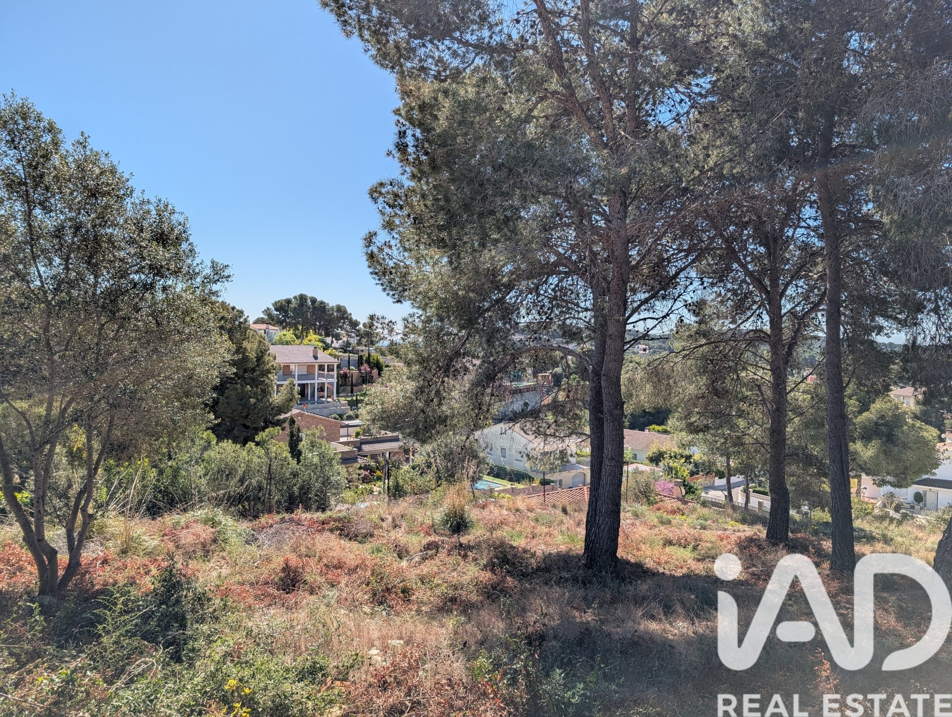 Tontti Cunit, Tarragona, Espanja 568 m2 No. 185335