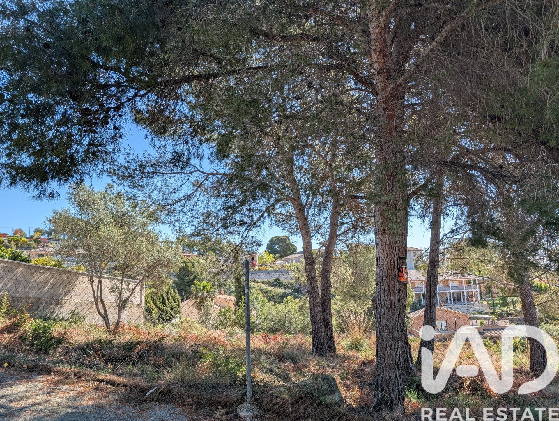 Tontti Cunit, Tarragona, Espanja 568 m2 No. 185335