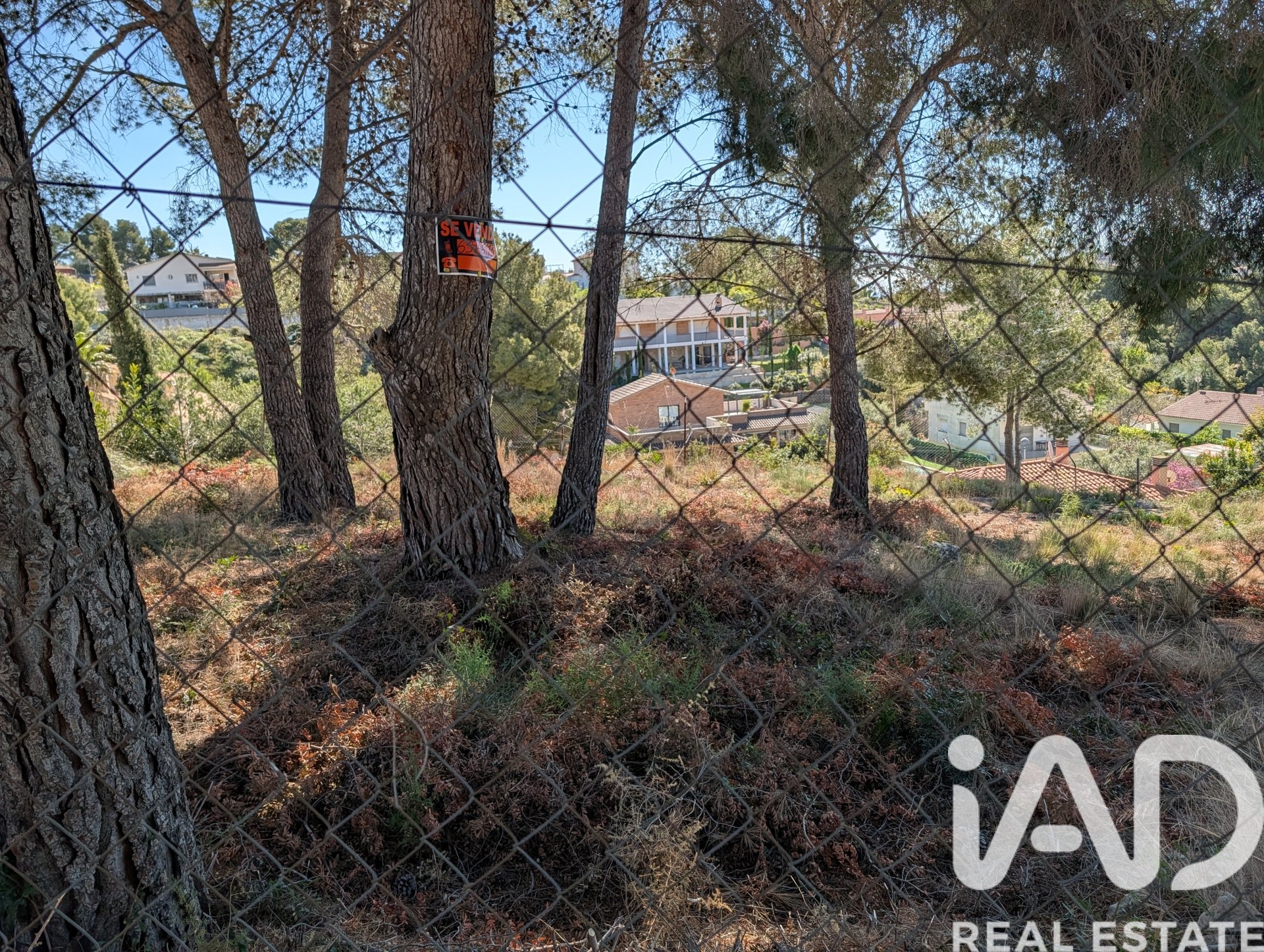 Tontti Cunit, Tarragona, Espanja 568 m2 No. 185335