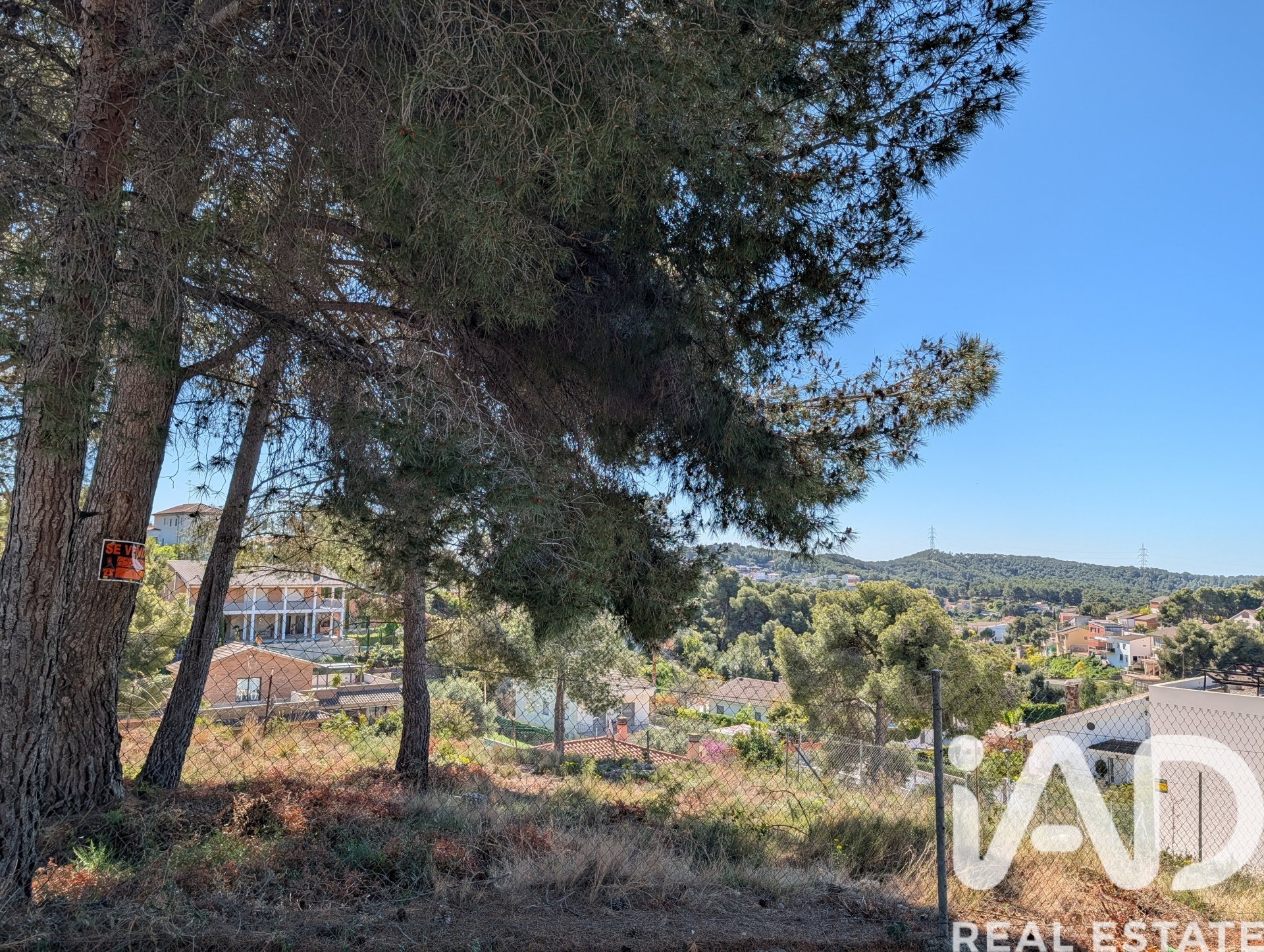 Tontti Cunit, Tarragona, Espanja 568 m2 No. 185335