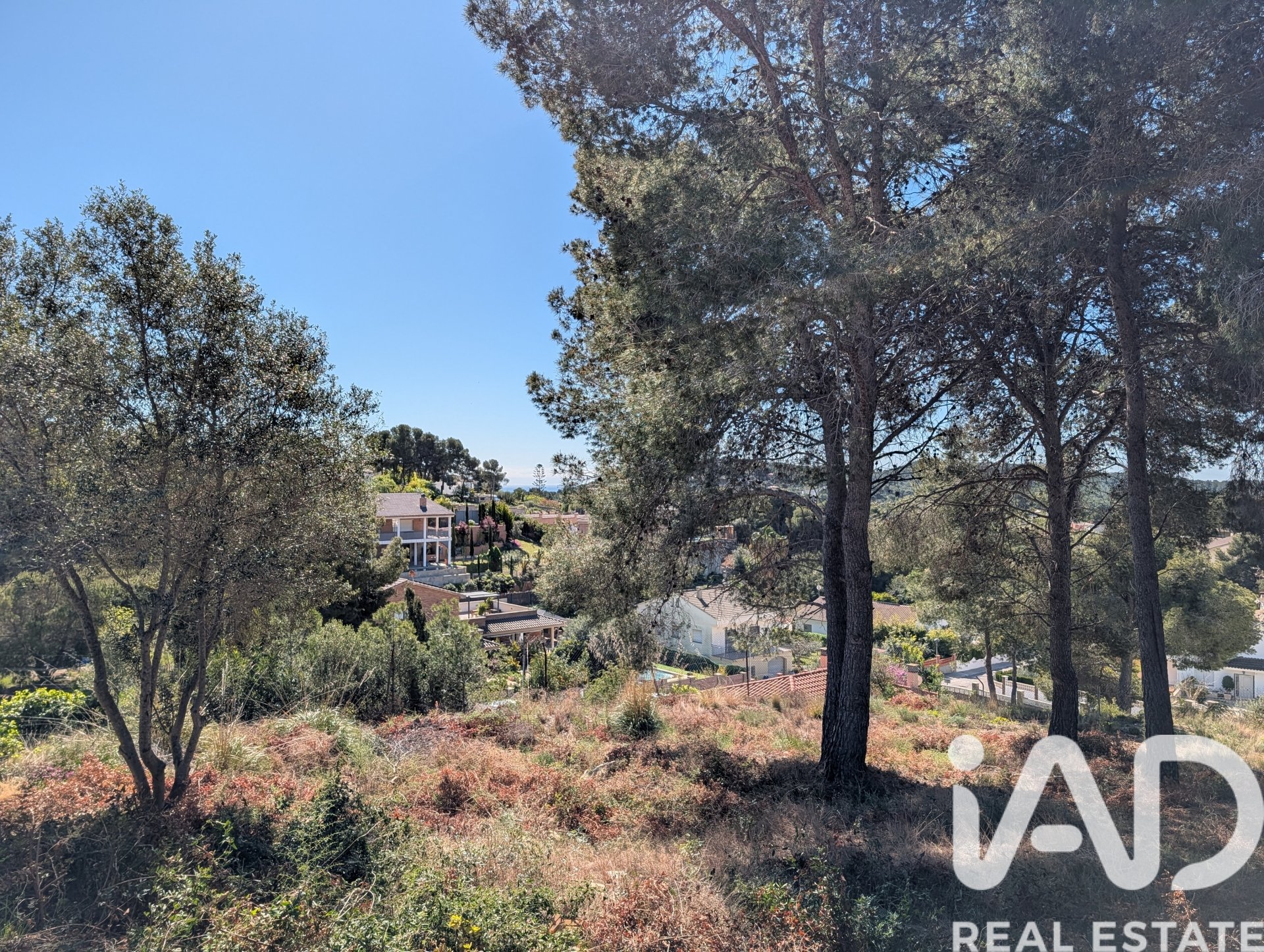 Tontti Cunit, Tarragona, Espanja 568 m2 No. 185335