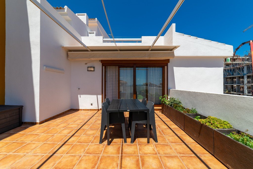 Apartamento en Punta Prima, Alicante, España 2 dormitorios, 85 m2 No. 144838