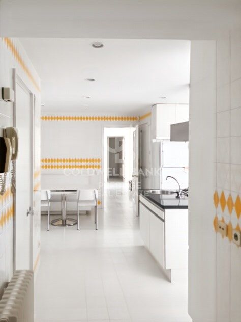 Villa in Castelldefels, Barcelona, Spain 6 bedrooms, 723 sq.m. No. 156824