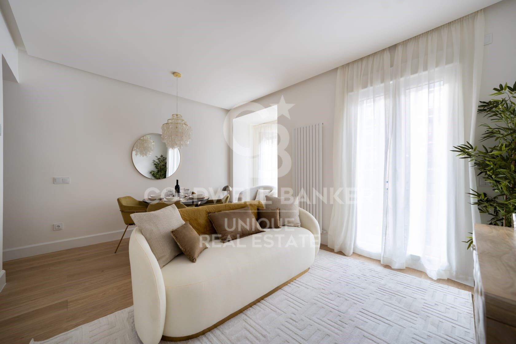 Apartamento en Madrid, España 2 dormitorios, 98 m2 No. 156822