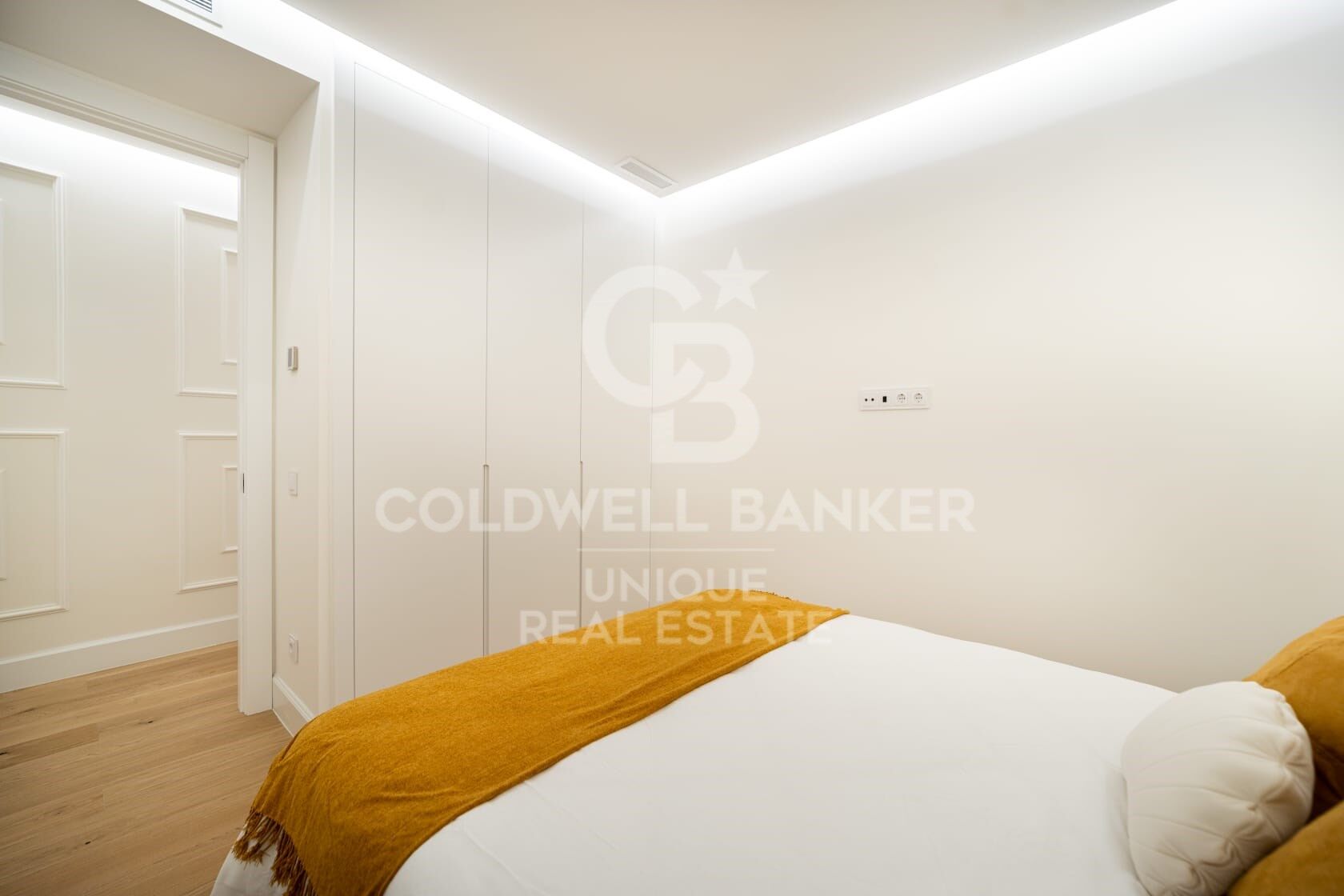 Apartamento en Madrid, España 2 dormitorios, 98 m2 No. 156822
