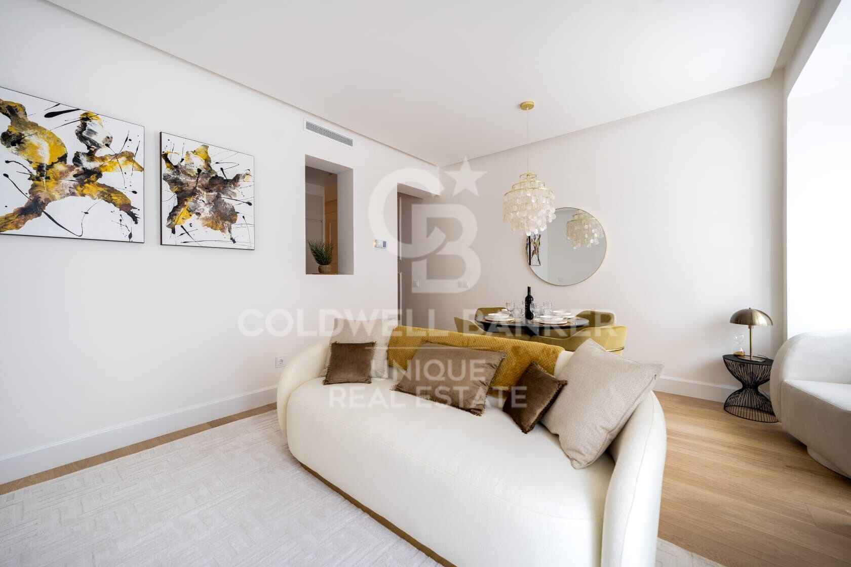 Apartamento en Madrid, España 2 dormitorios, 98 m2 No. 156822
