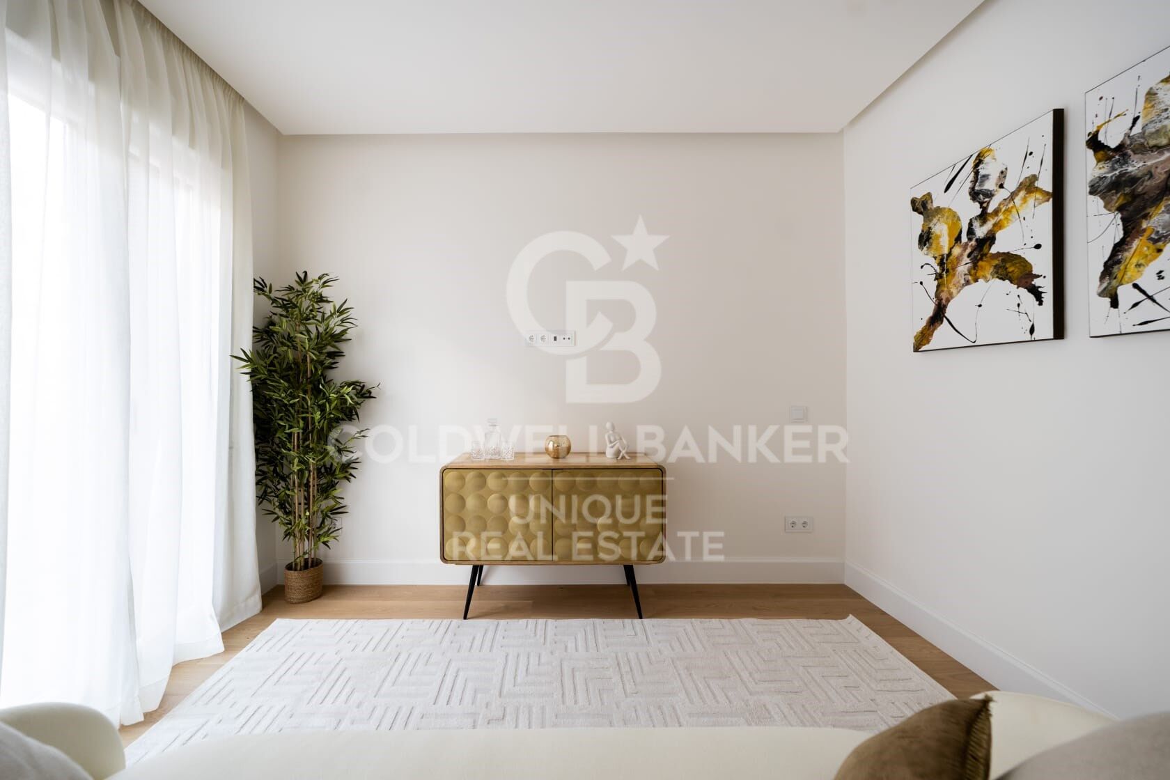 Apartamento en Madrid, España 2 dormitorios, 98 m2 No. 156822