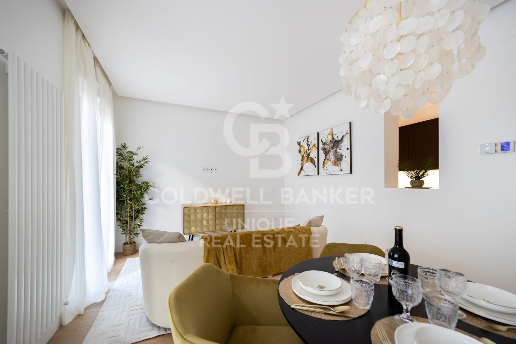 Apartamento en Madrid, España 2 dormitorios, 98 m2 No. 156822