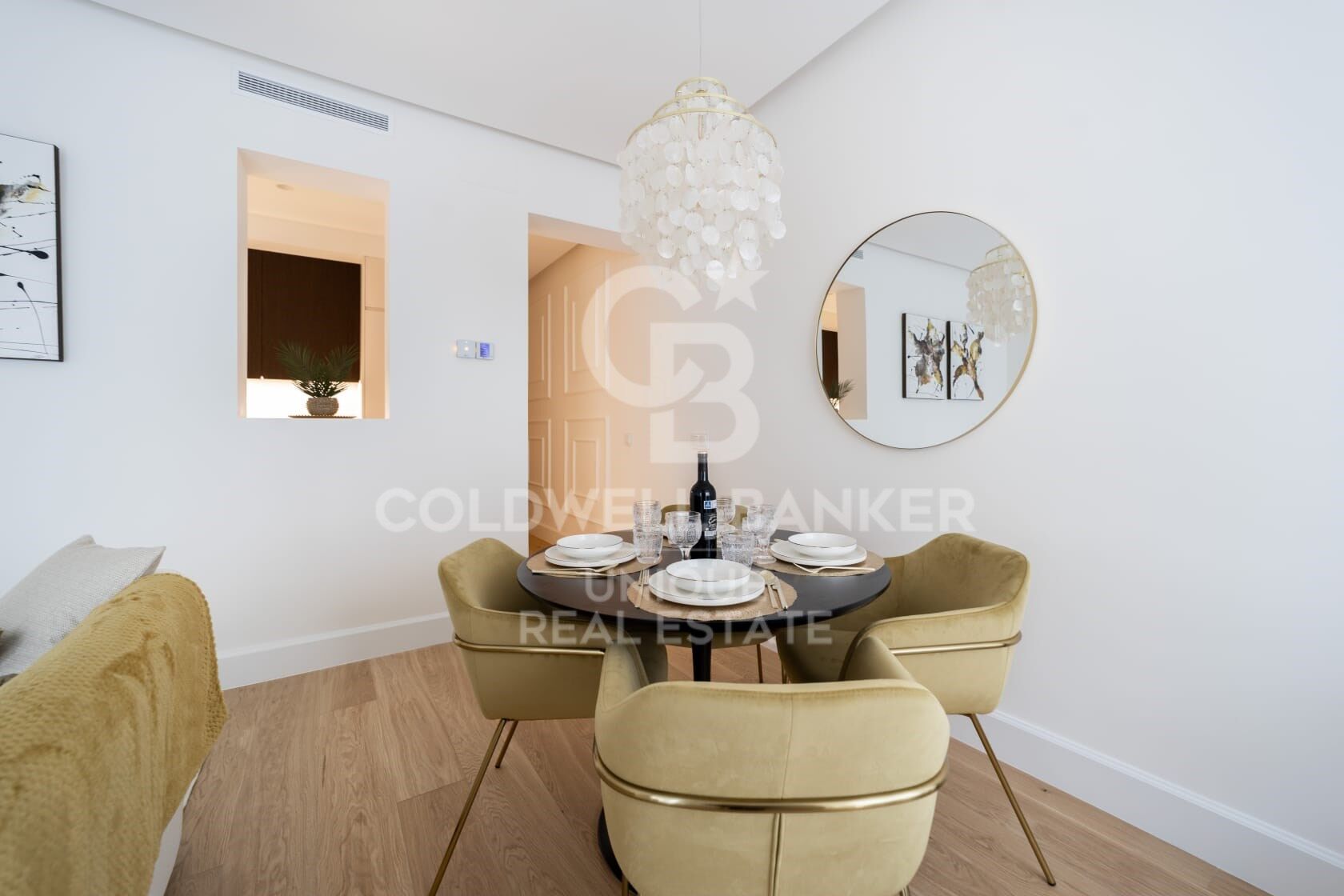 Apartamento en Madrid, España 2 dormitorios, 98 m2 No. 156822