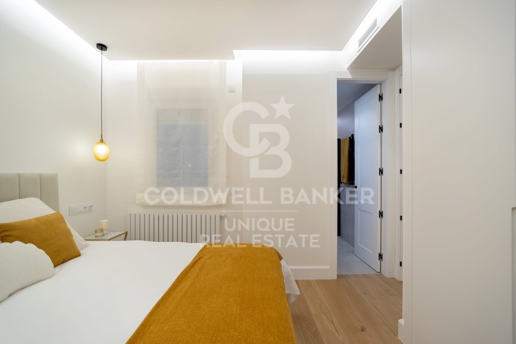 Apartamento en Madrid, España 2 dormitorios, 98 m2 No. 156822