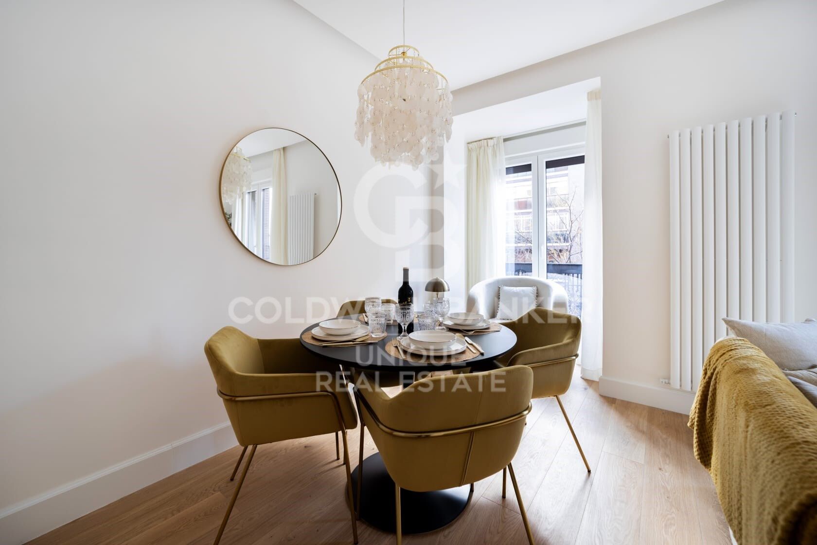 Apartamento en Madrid, España 2 dormitorios, 98 m2 No. 156822