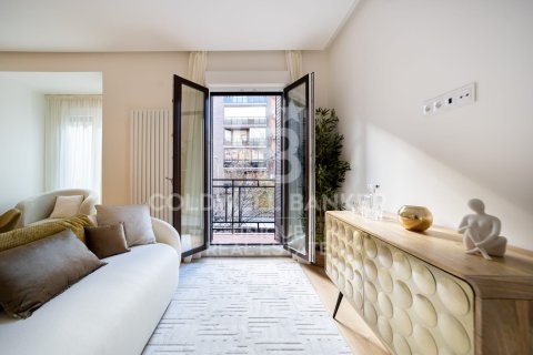 Huoneisto Madrid, Espanja 2 makuuhuonetta, 98 m2 No. 156822