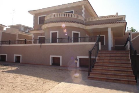Huvila Los Altos, Alicante, Espanja 3 makuuhuonetta, 245 m2 No. 144688