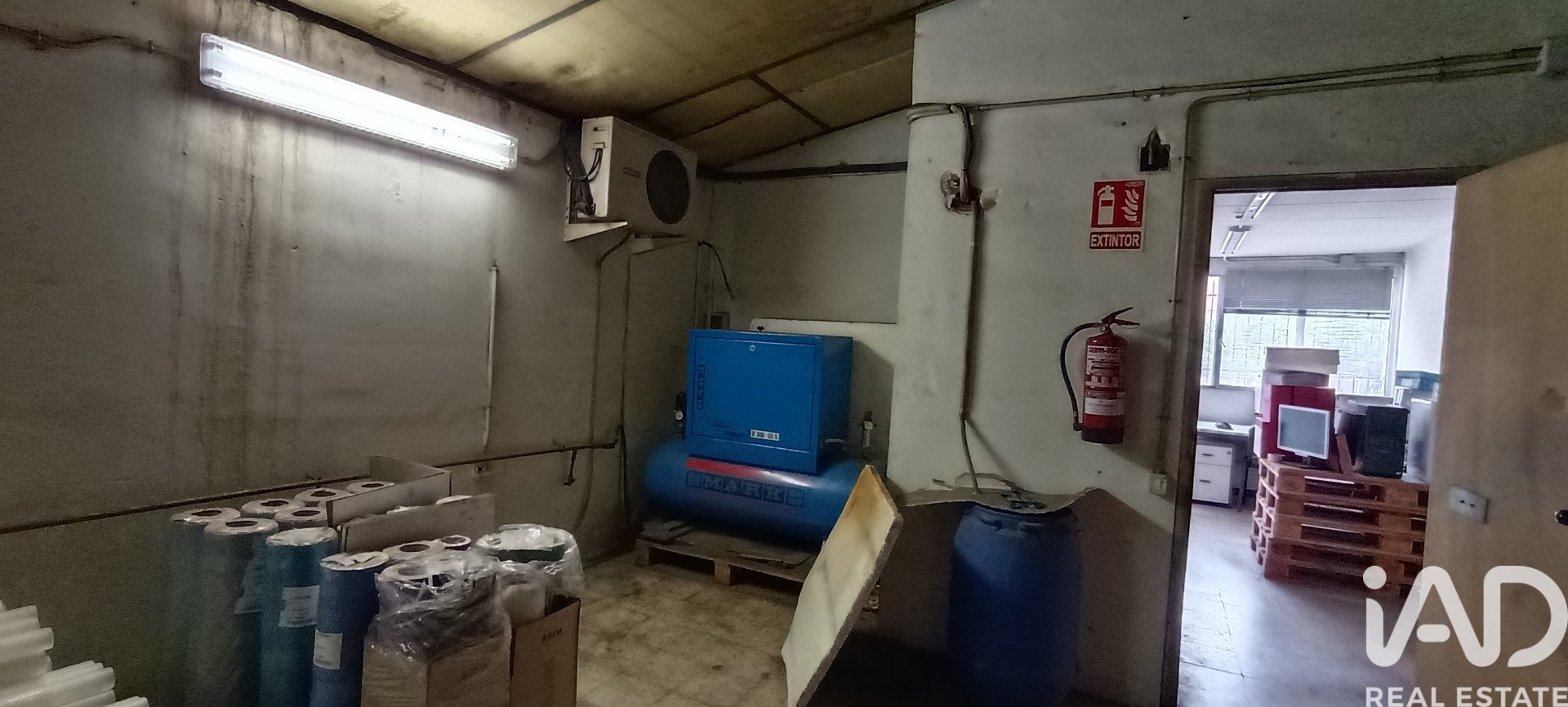 Kommersiell fastighet i Ripollet, Barcelona, Spanien 642 kvm. Nr. 152413