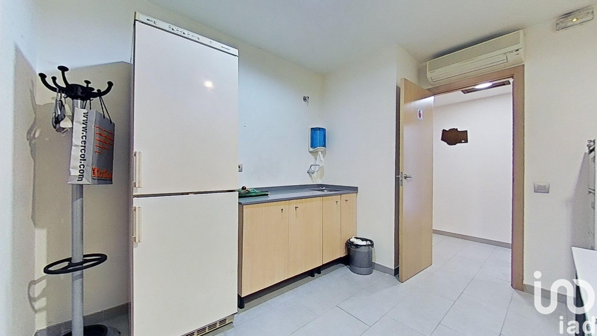 Commercial property in Vila-real, Castellon, Spain 3 bedrooms, 85 sq.m. No. 186115