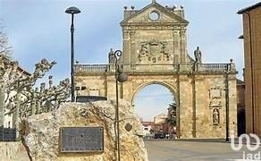 Сasa en Sahagún, León, España 4 dormitorios, 206 m2 No. 186114