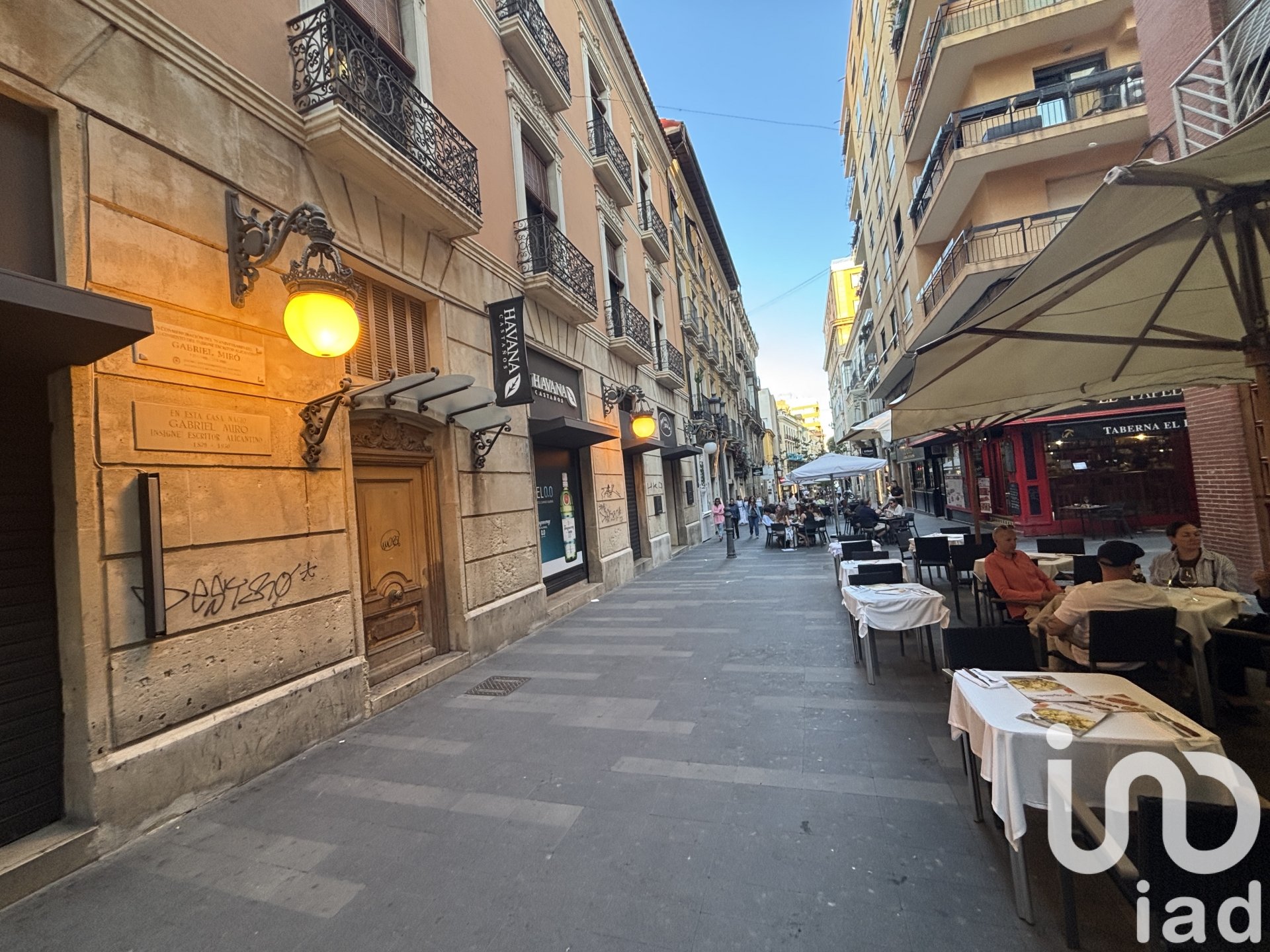 Apartment in Alicante, Spain 4 bedrooms, 180 sq.m. No. 153464