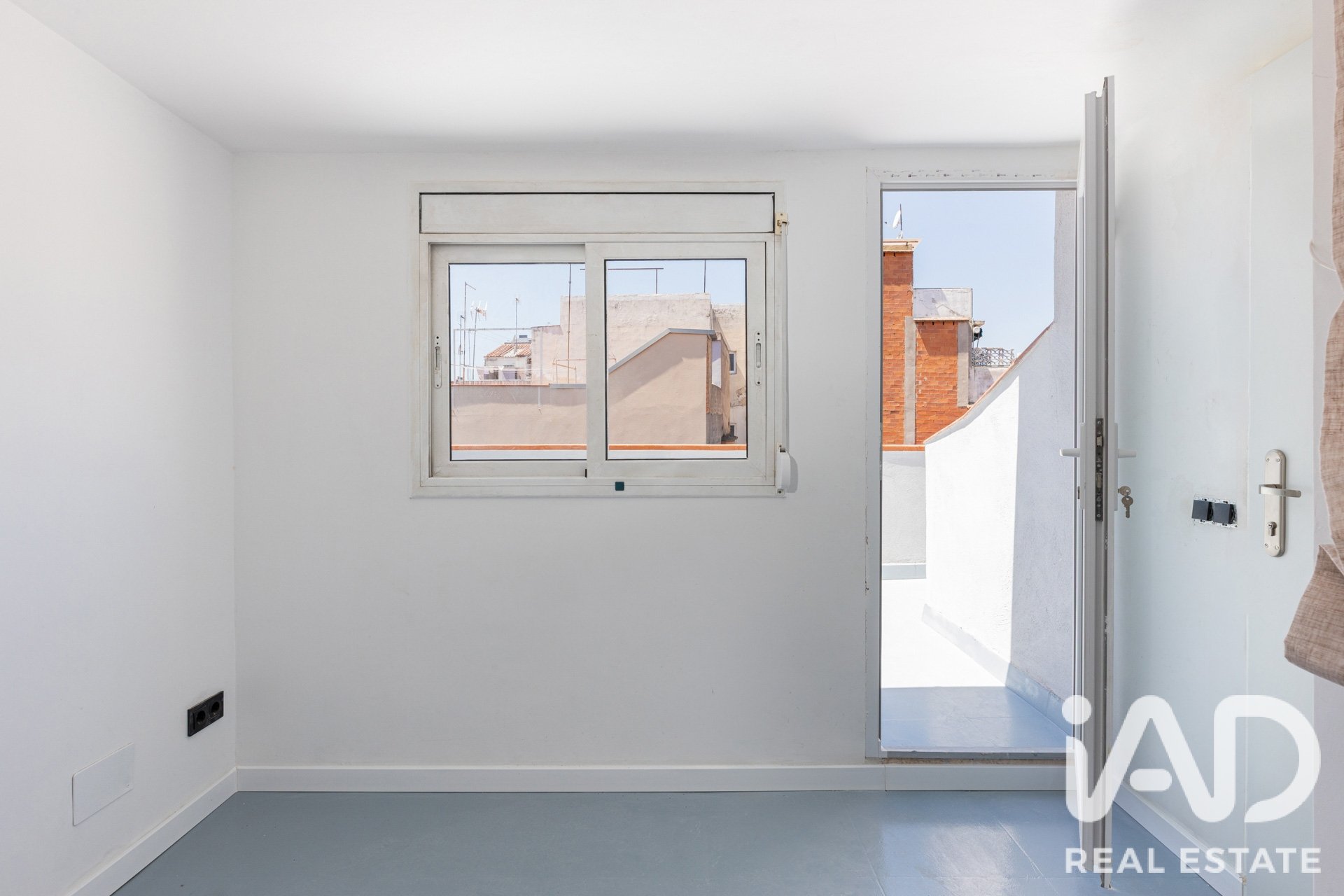 Townhouse à Badalona, Barcelona, Espagne 3 chambres, 126 m2 No. 195117