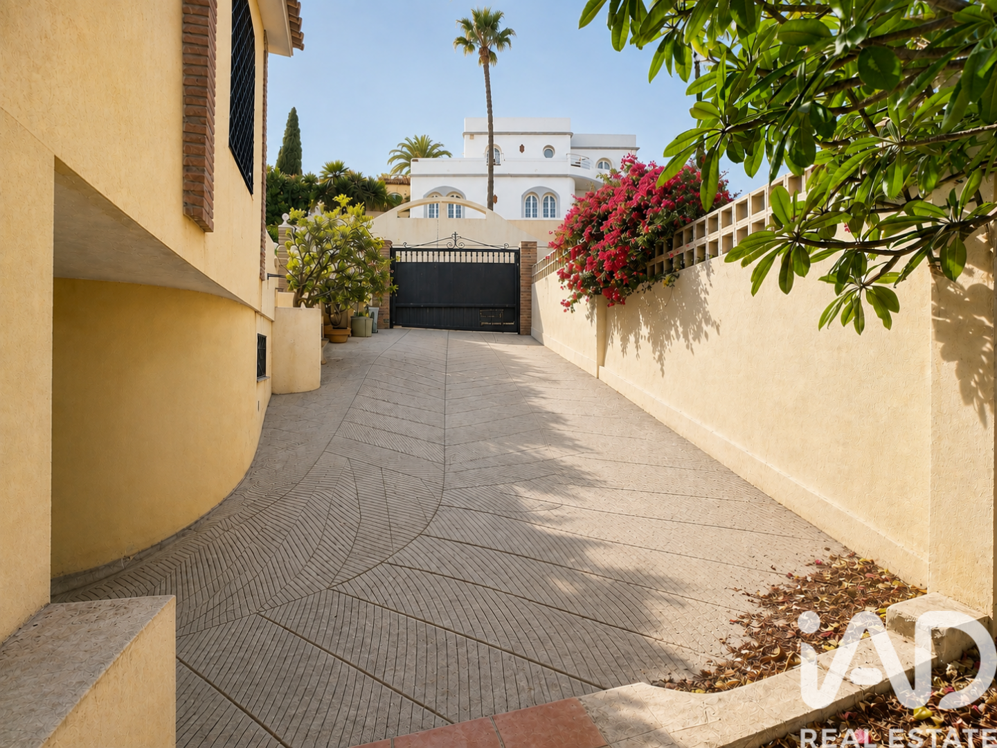 House à Torre del Mar, Malaga, Espagne 4 chambres, 240 m2 No. 195113