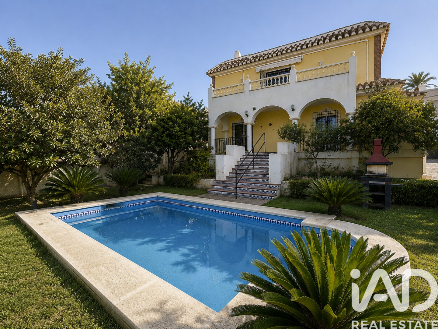 House à Torre del Mar, Malaga, Espagne 4 chambres, 240 m2 No. 195113