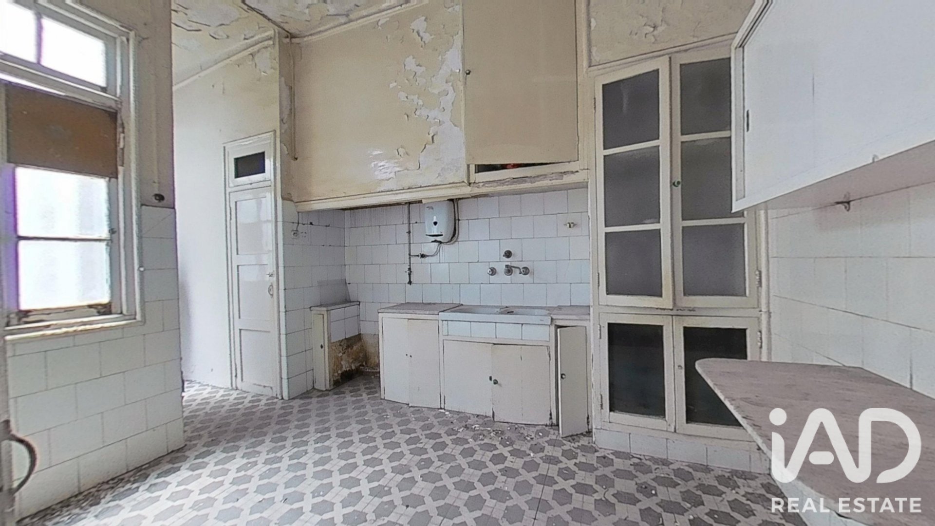 Dzīvoklis Tortosa, Tarragona, Spānijā 5 istabas, 204 m2 Nr. 195114