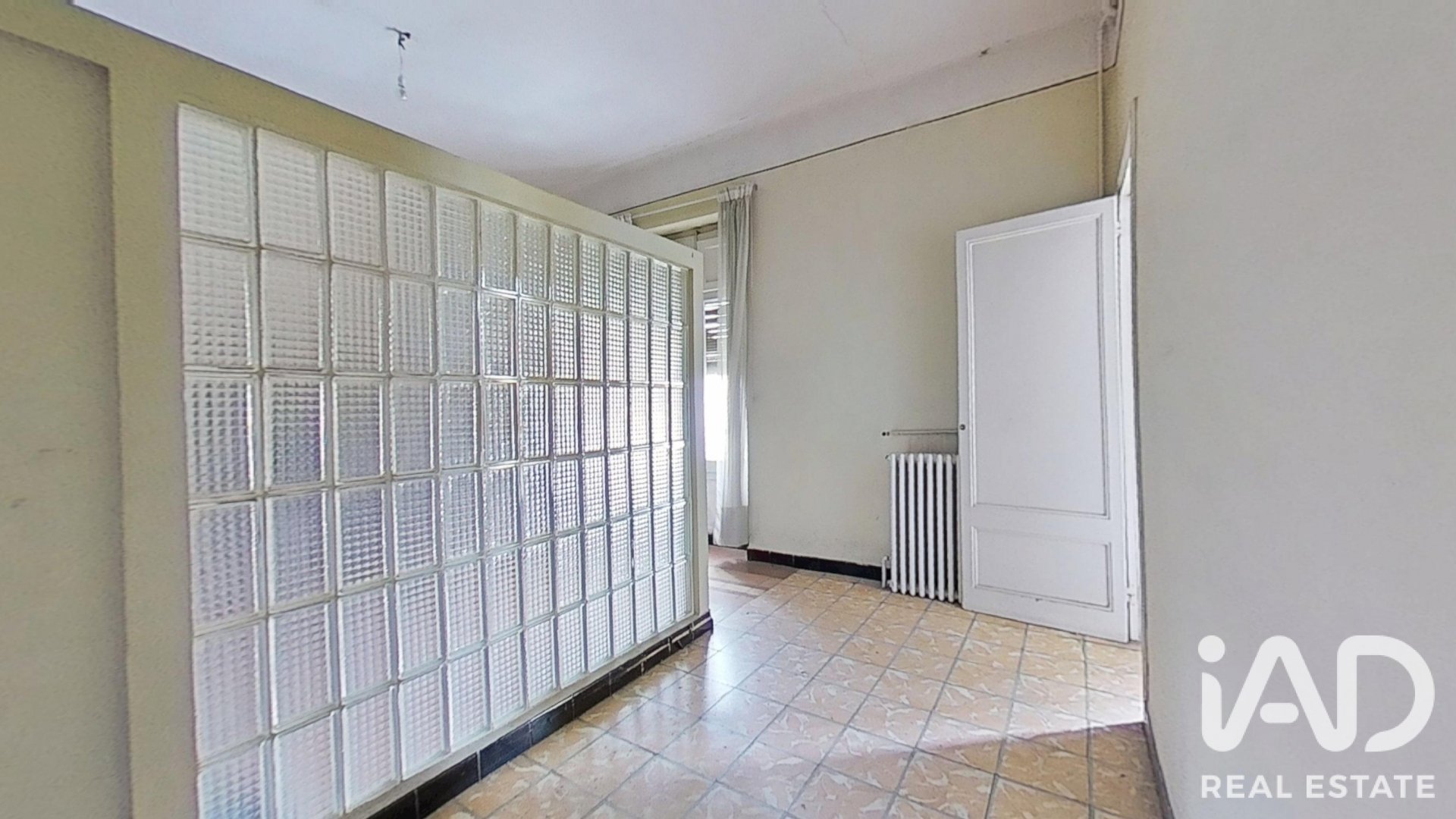 Dzīvoklis Tortosa, Tarragona, Spānijā 5 istabas, 204 m2 Nr. 195114