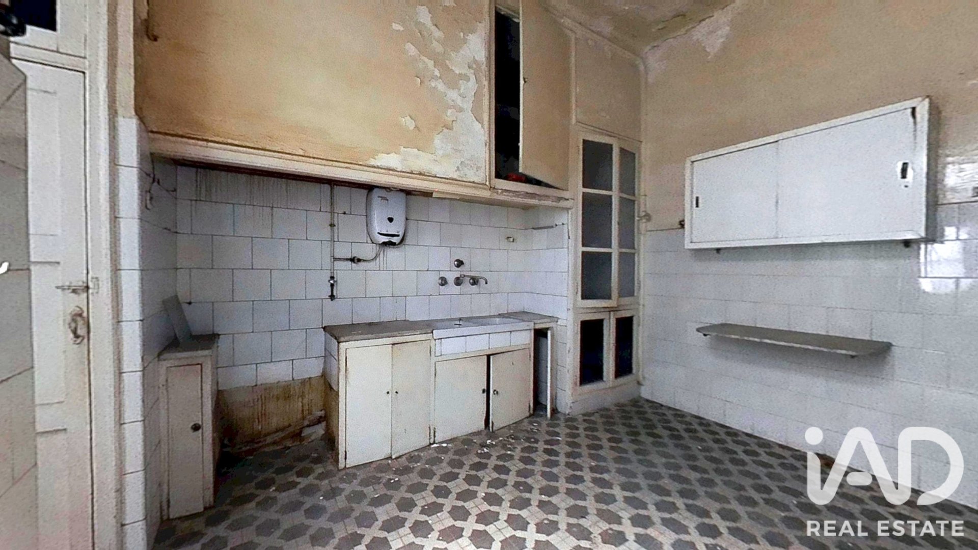 Dzīvoklis Tortosa, Tarragona, Spānijā 5 istabas, 204 m2 Nr. 195114