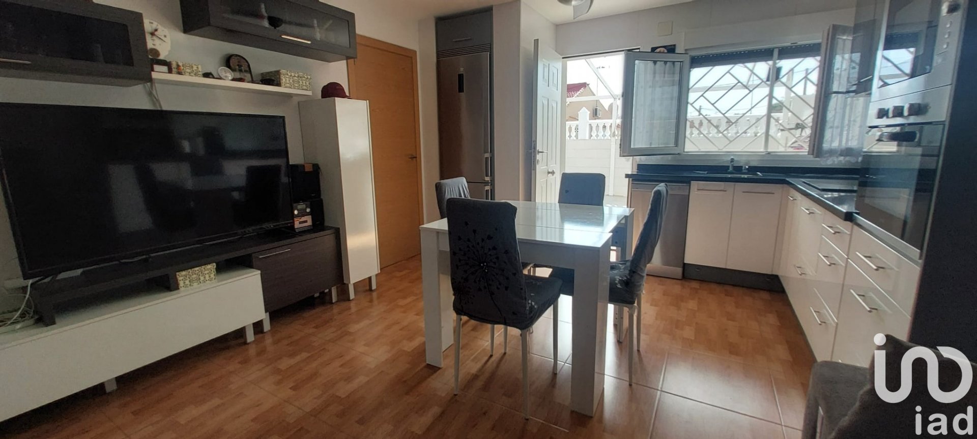 Сasa en Torrevieja, Alicante, España 3 dormitorios, 82 m2 No. 185587