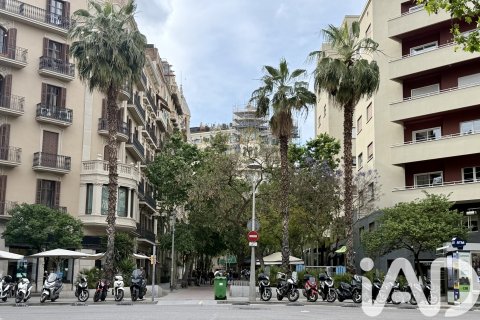 Wohnung in Barcelona, Spanien 3 Schlafzimmer, 100 m2 Nr. 195854