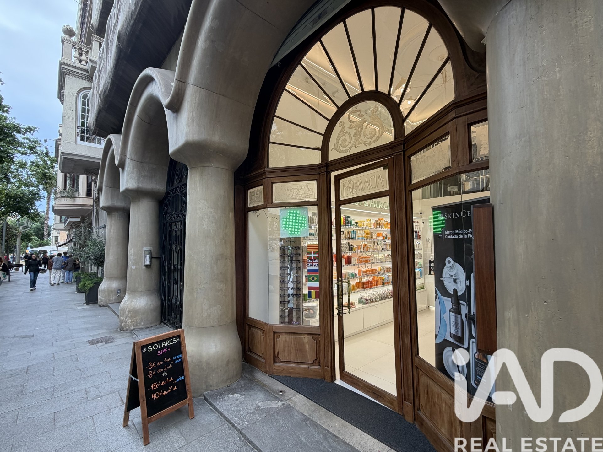 Dzīvoklis Barcelona, Spānijā 3 istabas, 100 m2 Nr. 195854