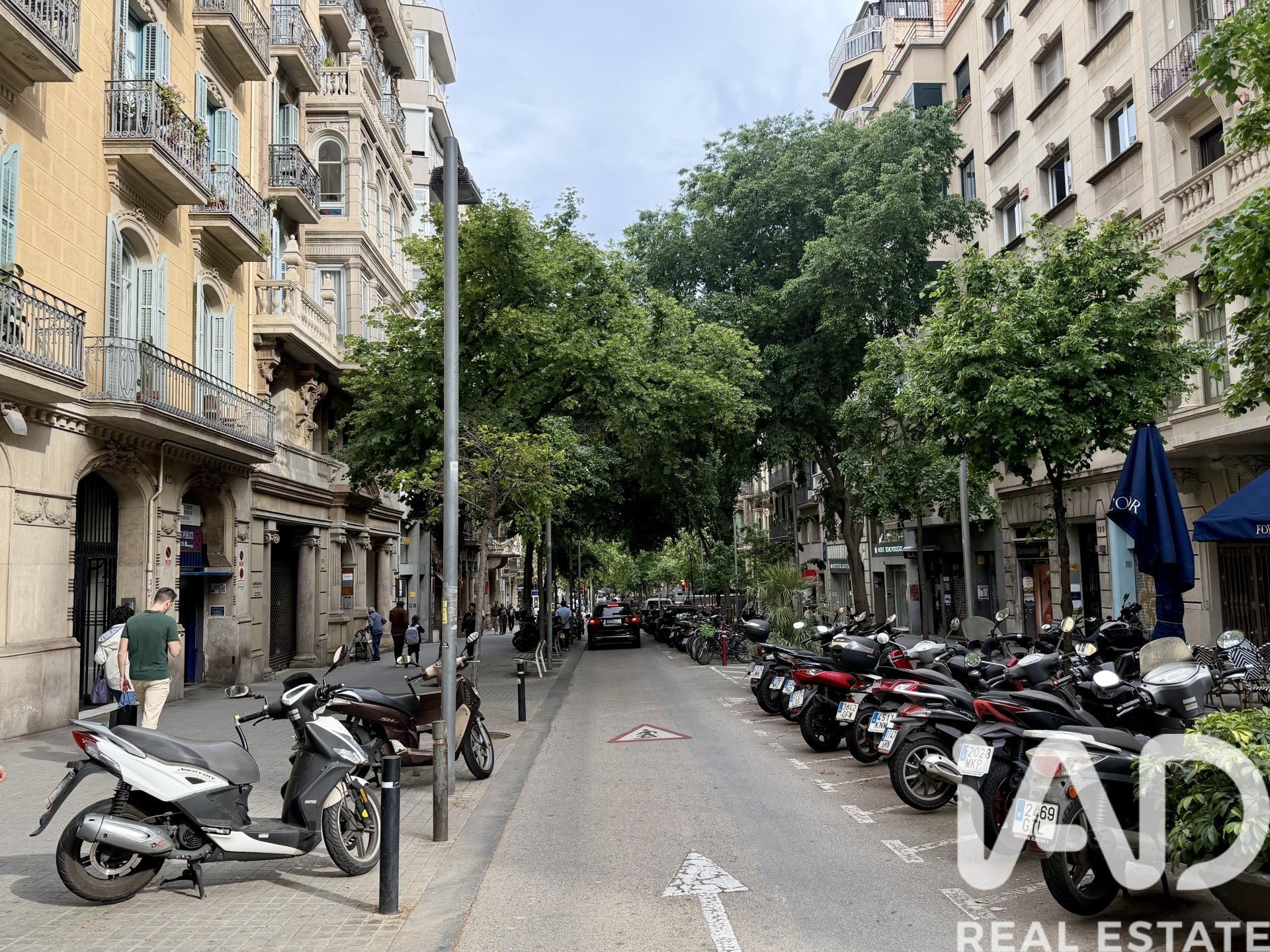 Dzīvoklis Barcelona, Spānijā 3 istabas, 100 m2 Nr. 195854