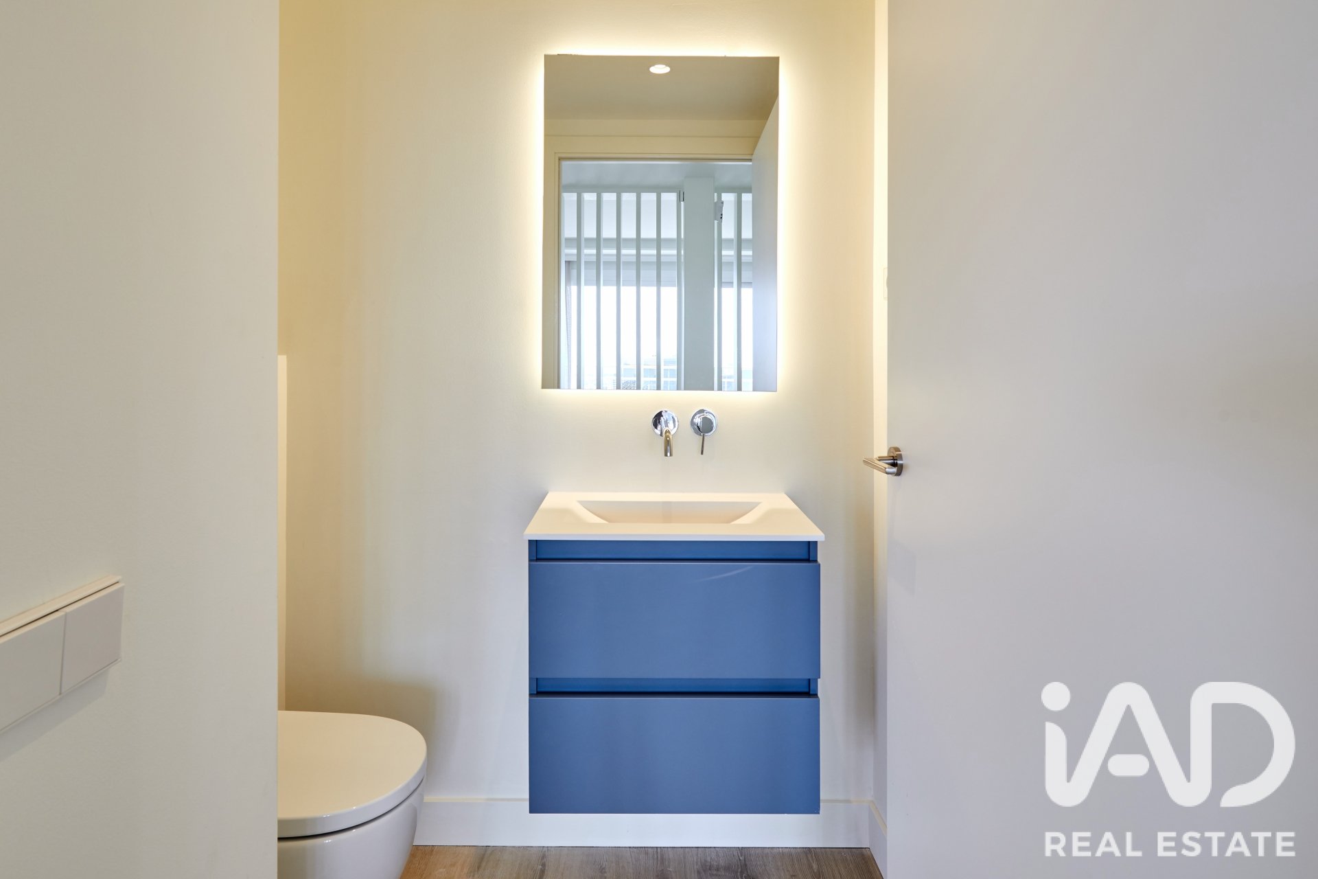 Huoneisto Barcelona, Espanja 4 makuuhuonetta, 234 m2 No. 195850