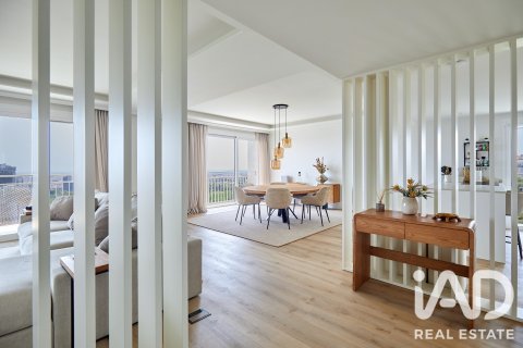 Huoneisto Barcelona, Espanja 4 makuuhuonetta, 234 m2 No. 195850