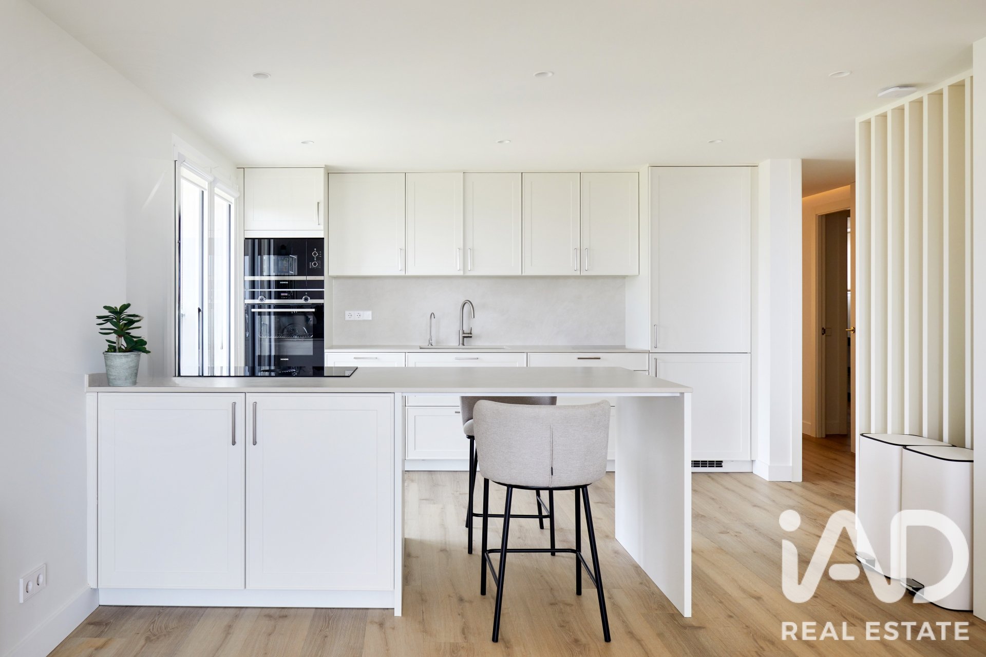 Huoneisto Barcelona, Espanja 4 makuuhuonetta, 234 m2 No. 195850