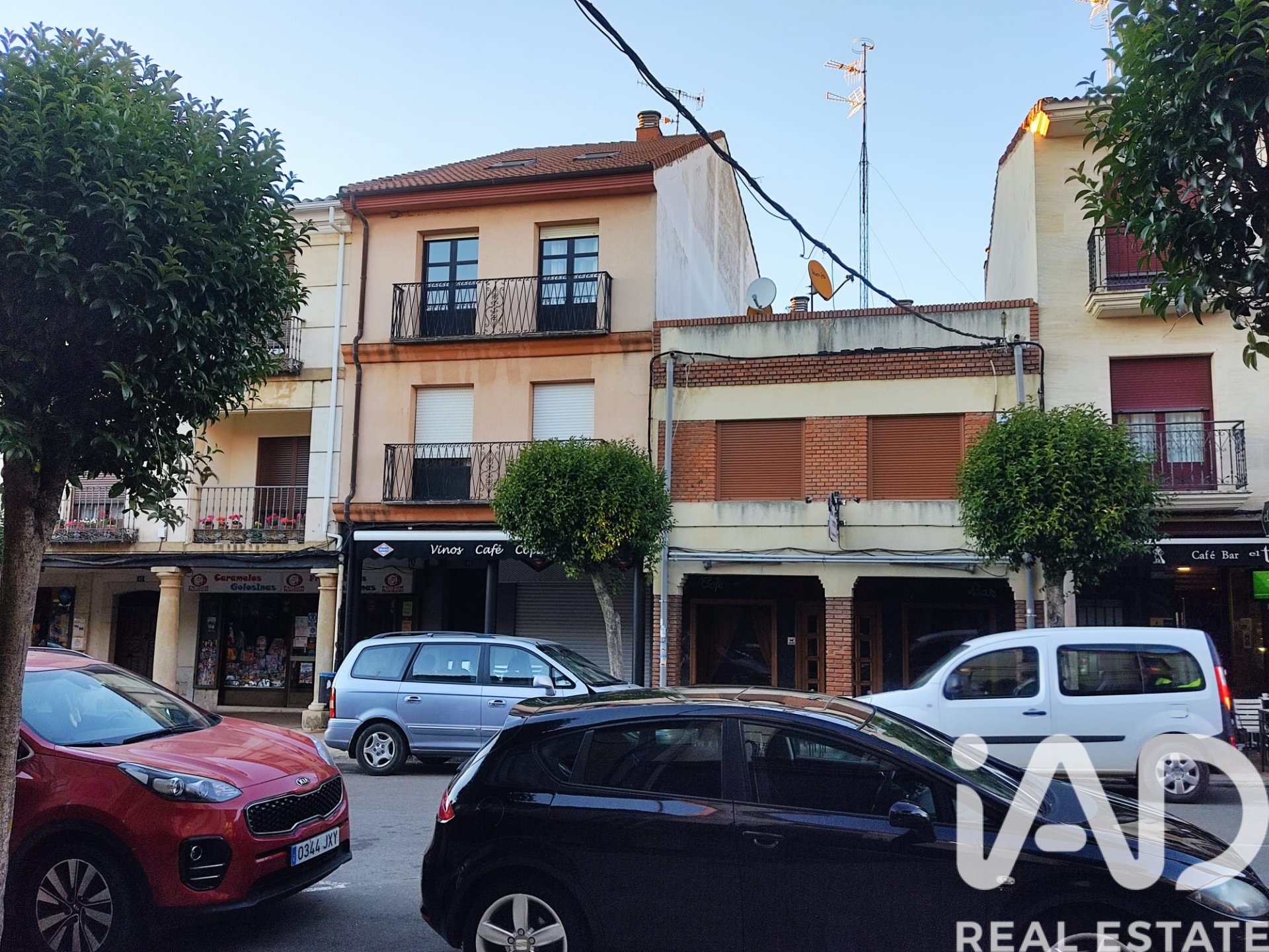 Propiedad comercial en Sahagún, León, España 451 m2 No. 195856