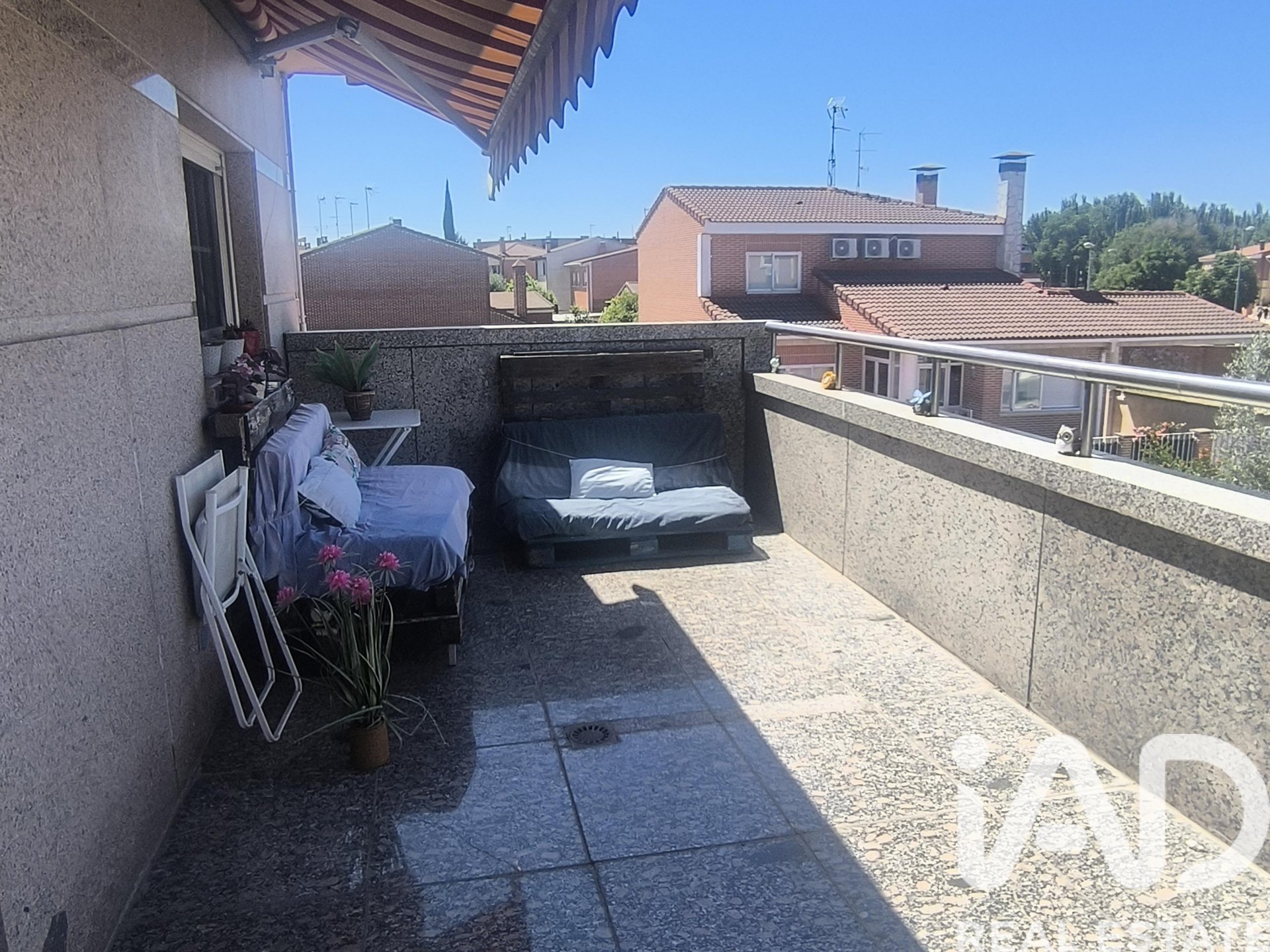 Huoneisto Santovenia de Pisuerga, Valladolid, Espanja 5 makuuhuonetta, 600 m2 No. 195851