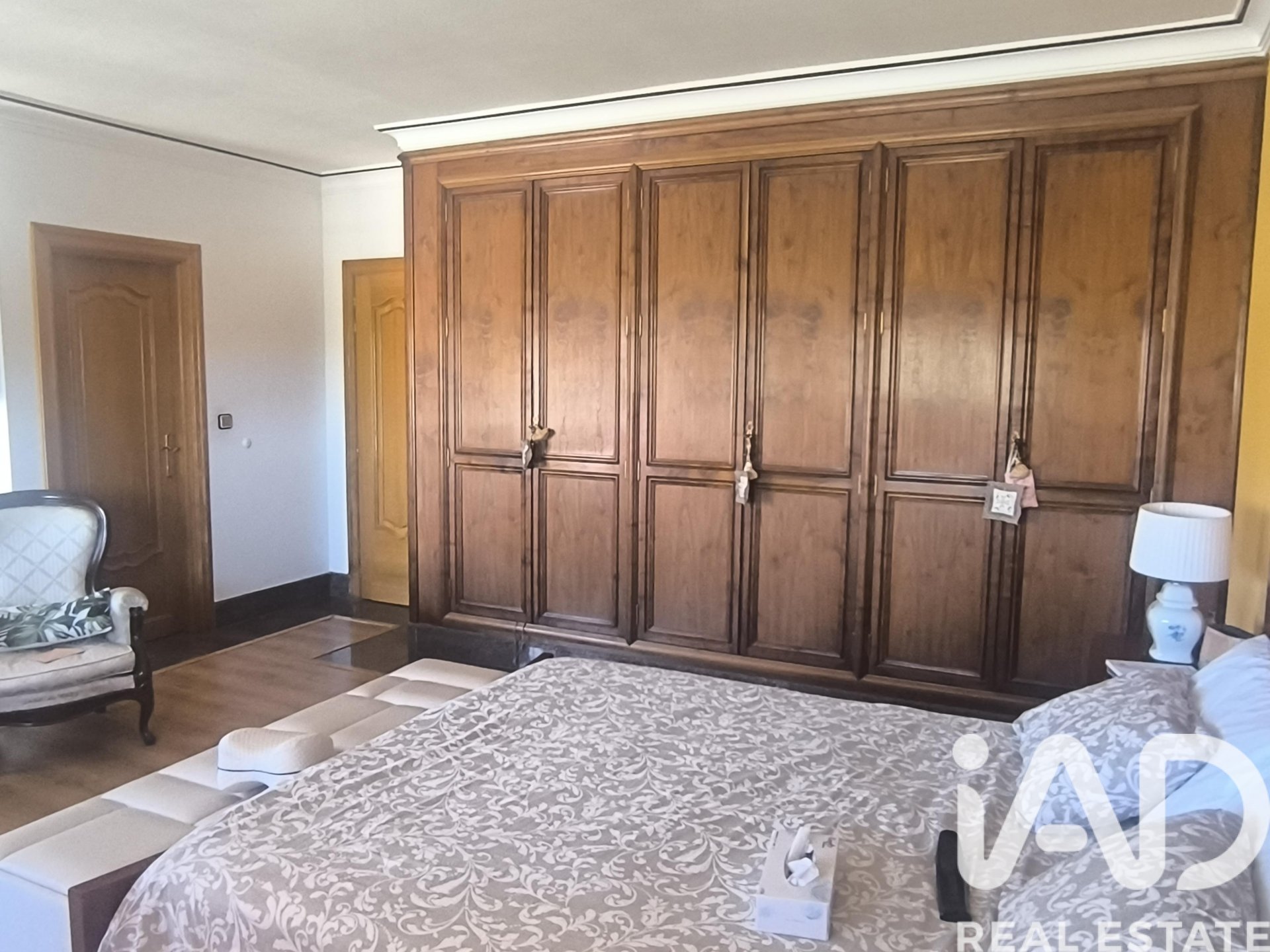 Huoneisto Santovenia de Pisuerga, Valladolid, Espanja 5 makuuhuonetta, 600 m2 No. 195851