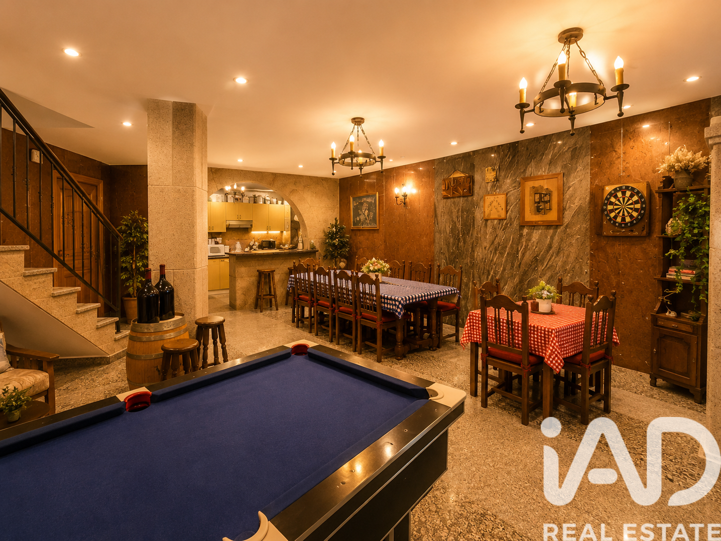 Huoneisto Santovenia de Pisuerga, Valladolid, Espanja 5 makuuhuonetta, 600 m2 No. 195851