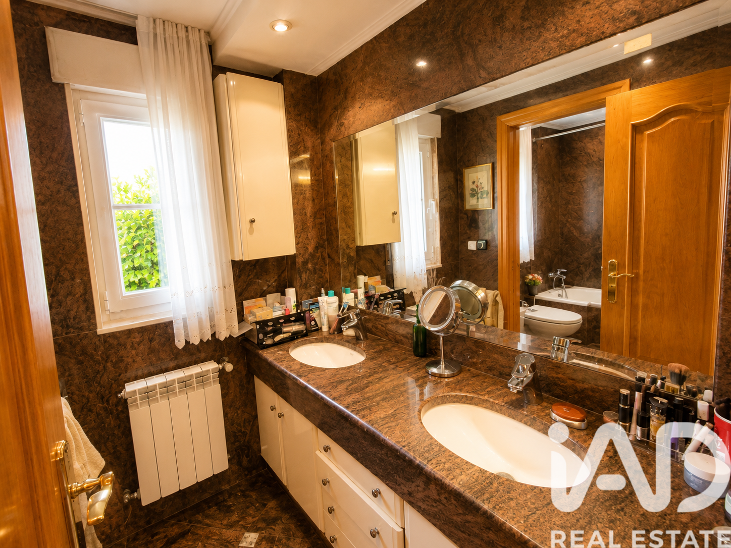 Huoneisto Santovenia de Pisuerga, Valladolid, Espanja 5 makuuhuonetta, 600 m2 No. 195851