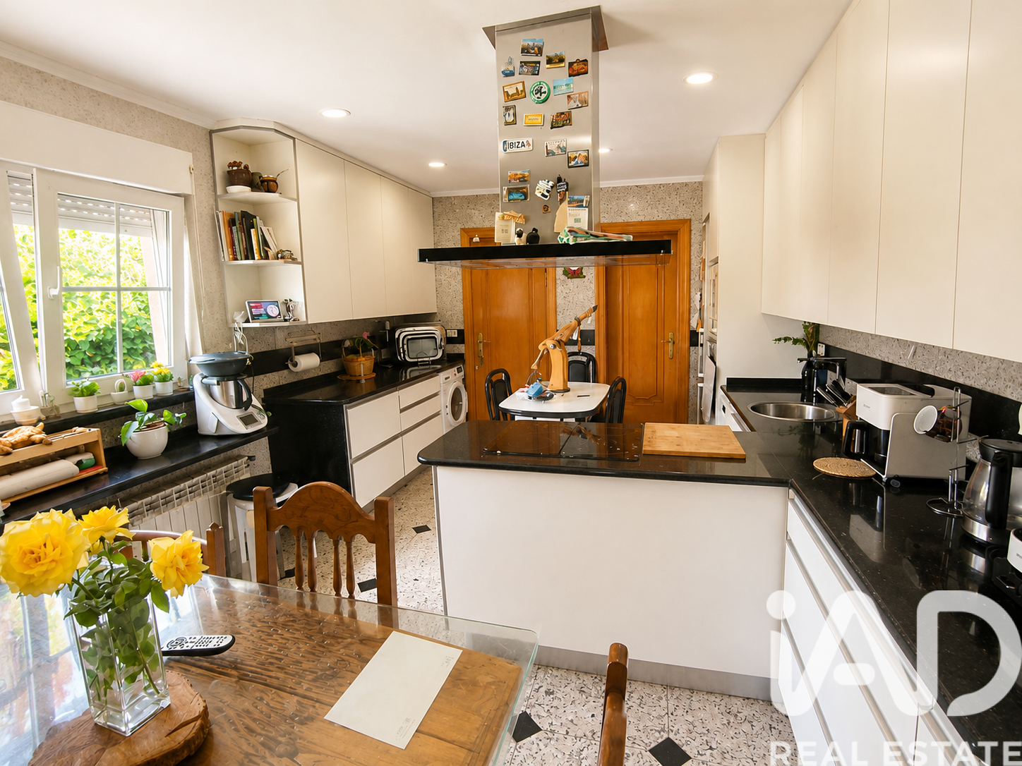 Huoneisto Santovenia de Pisuerga, Valladolid, Espanja 5 makuuhuonetta, 600 m2 No. 195851