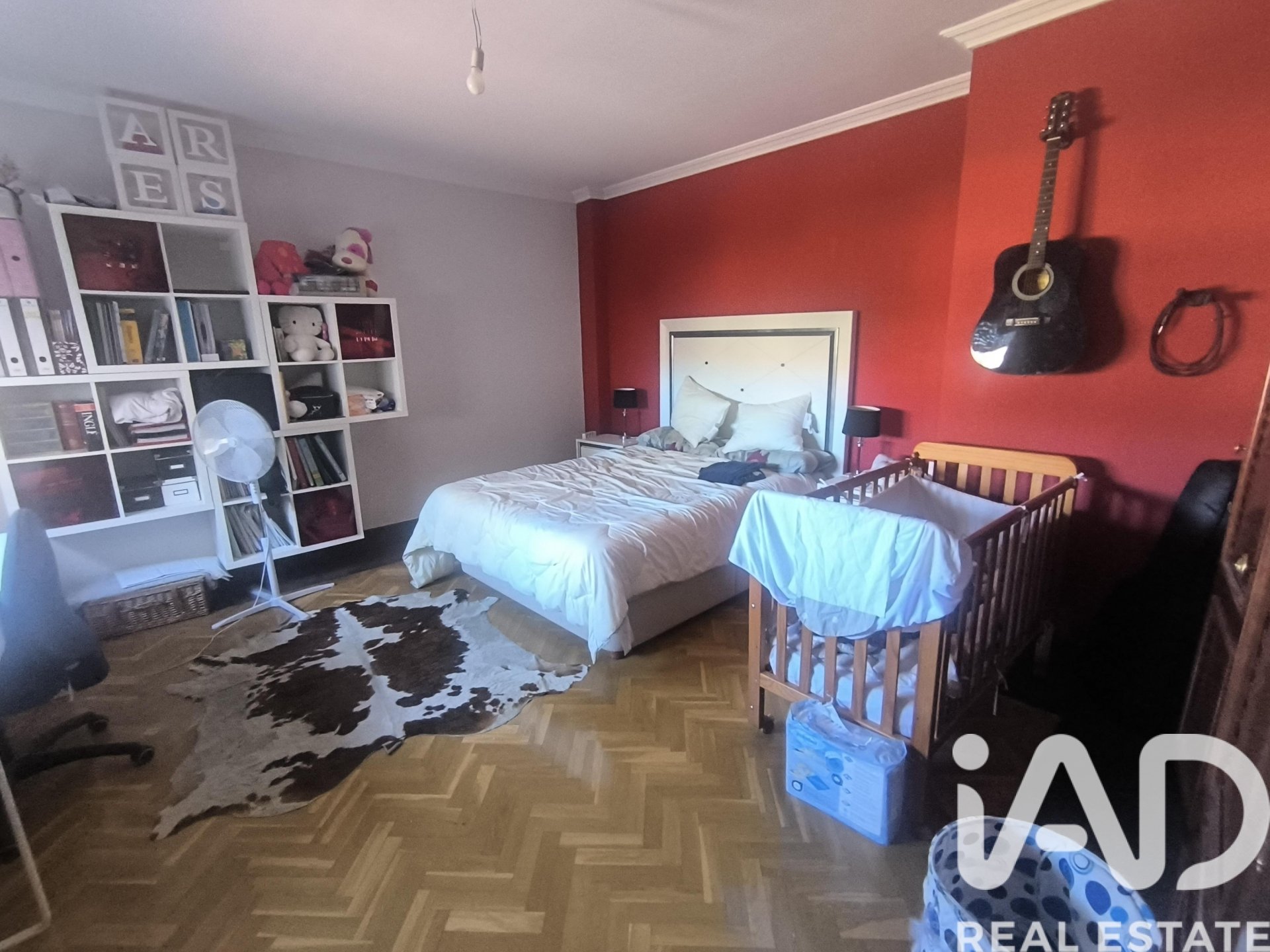 Huoneisto Santovenia de Pisuerga, Valladolid, Espanja 5 makuuhuonetta, 600 m2 No. 195851