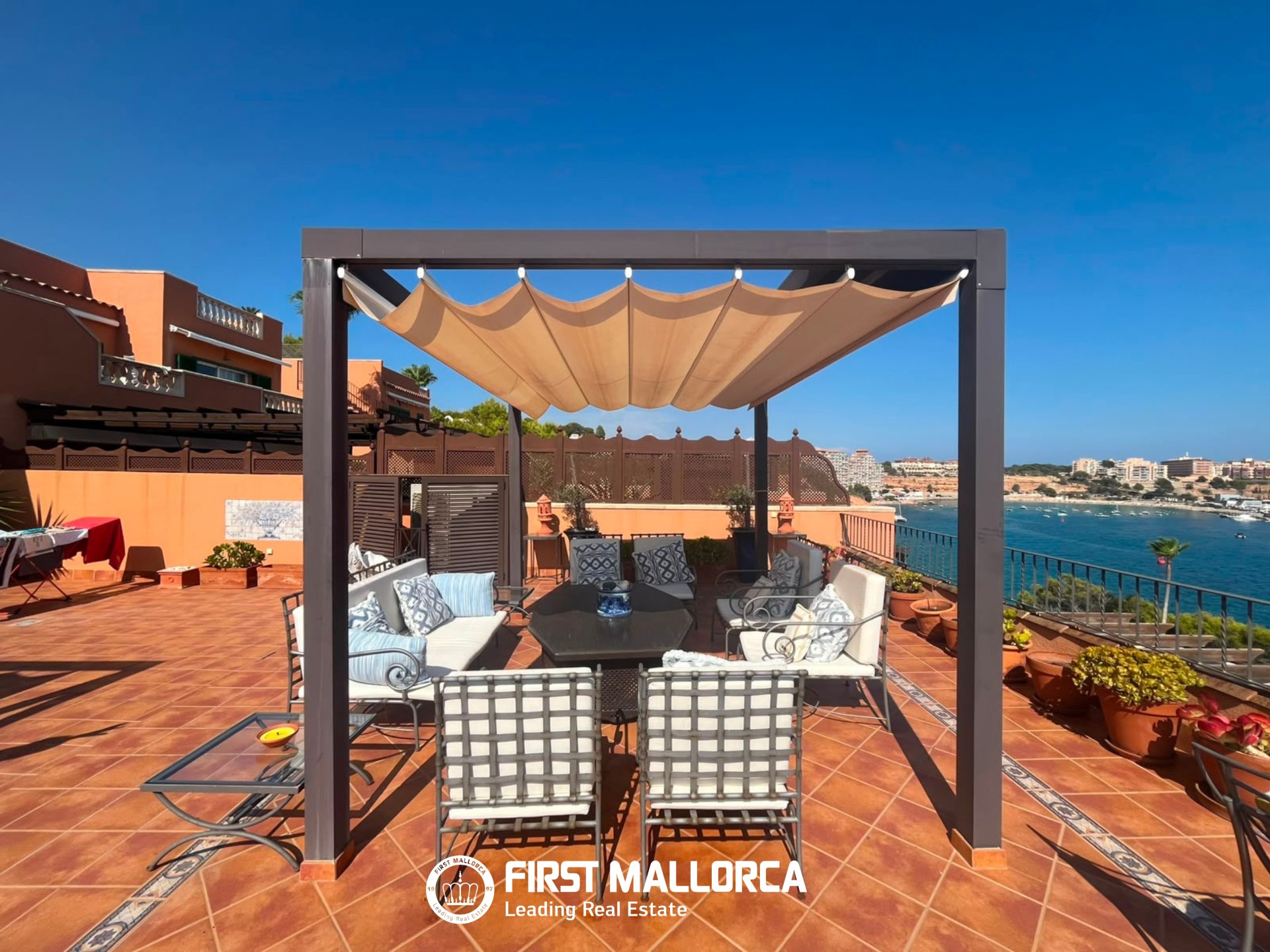 Apartment à Santa Ponsa, Mallorca, Espagne 4 chambres, 140 m2 No. 192417