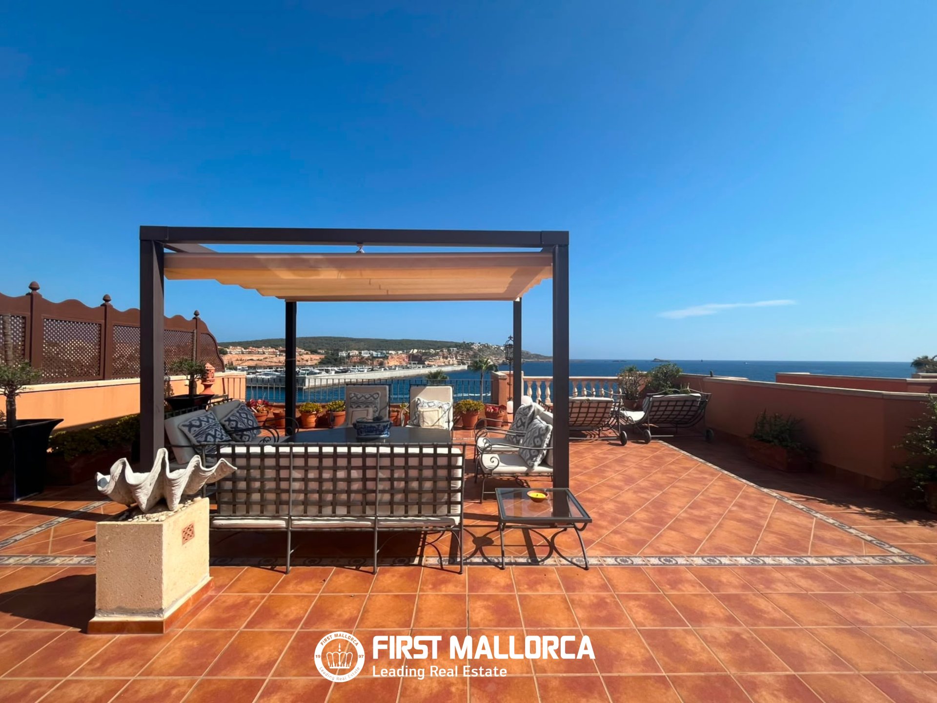 Apartment à Santa Ponsa, Mallorca, Espagne 4 chambres, 140 m2 No. 192417