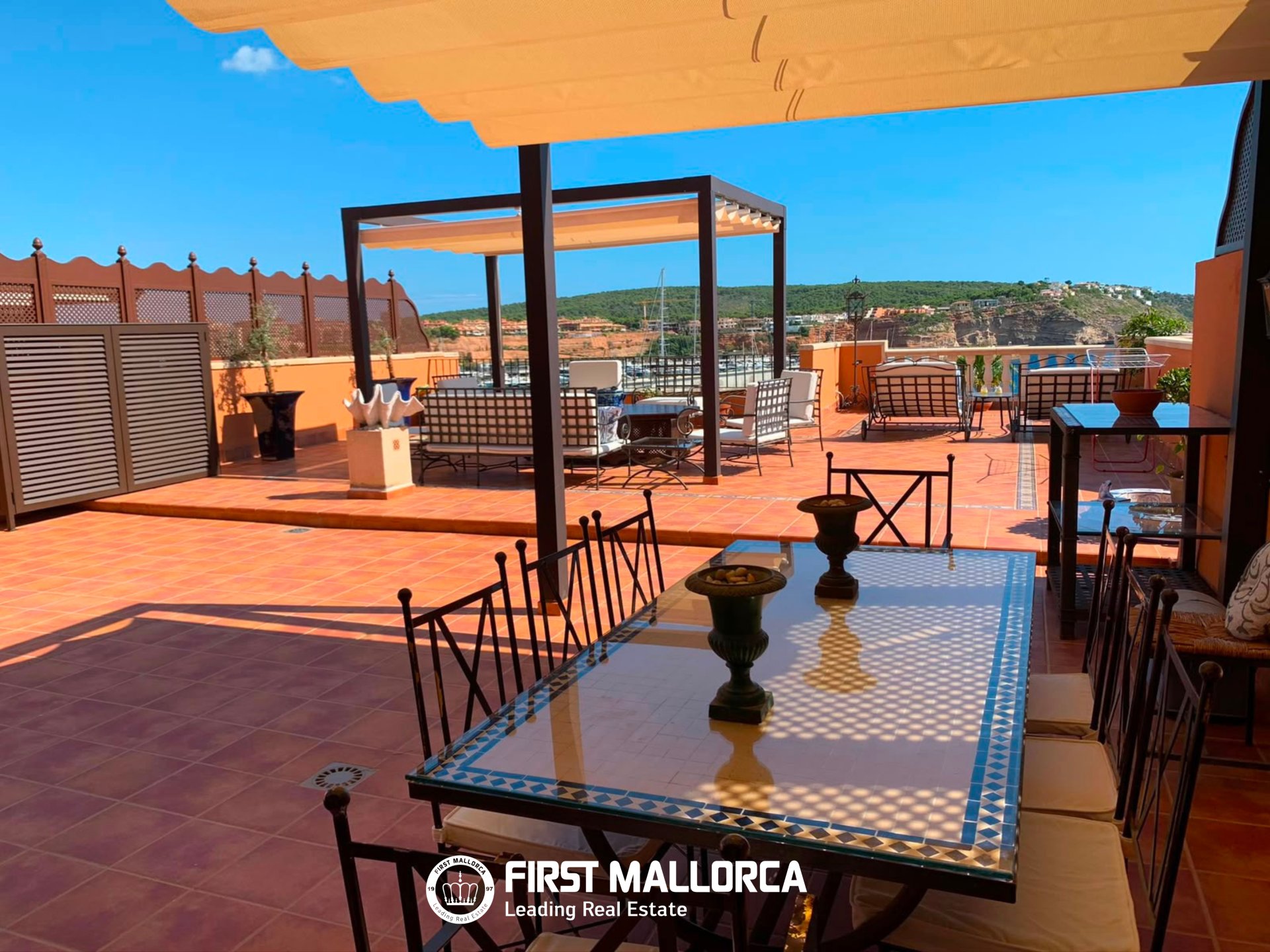 Apartment à Santa Ponsa, Mallorca, Espagne 4 chambres, 140 m2 No. 192417