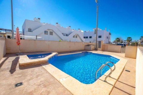 Apartament w Pilar de la Horadada, Alicante, Hiszpania 2 sypialnie, 62 mkw. nr 190397